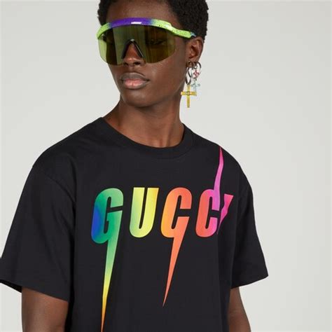 t-shirt with gucci blade print